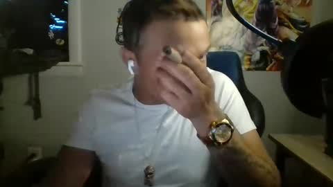 Snapshot of dubz07 chatting on 10.23.25 dubz07 online show from 10.23.25