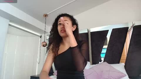 Snapshot of dulce__candy_ chatting on 09.12.25 Dulce Candy online show from 09.12.25
