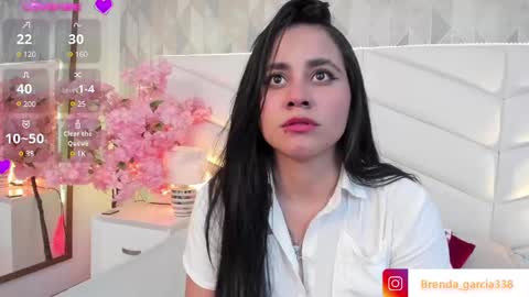 Snapshot of dulce_hiil_ chatting on 12.24.24 Monday 5-2 am From Tuesday to Friday5-1 am Colombia time online show from 12.24.24