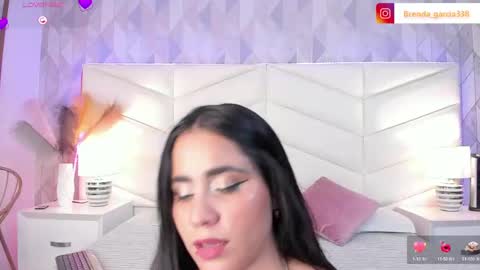 Snapshot of dulce_hiil_ chatting on 03.11.25 Monday 5-2 am From Tuesday to Friday5-1 am Colombia time online show from 03.11.25