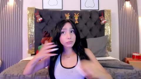 Snapshot of dulce_may chatting on 11.13.25 Dluce May online show from 11.13.25