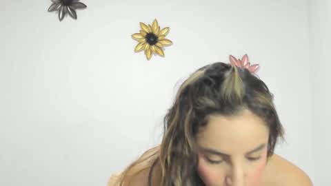 Dulce  online show from 12.06.24