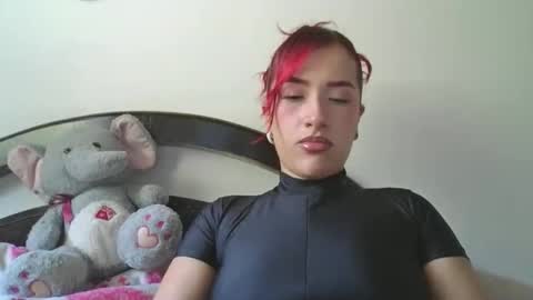 dulce_xiara online show from 04.04.26