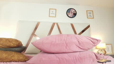 Snapshot of dulceaurora_ chatting on 01.11.25 DULCE AURORA online show from 01.11.25