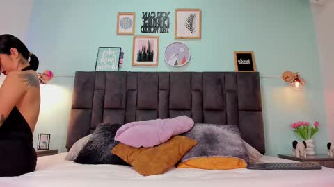 Snapshot of dulceaurora_ chatting on 03.07.25 DULCE AURORA online show from 03.07.25