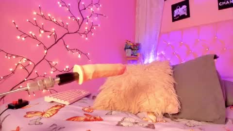 DulceGirl online show from 09.24.25