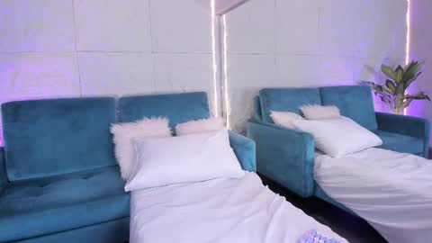 Dulce  online show from 02.25.26