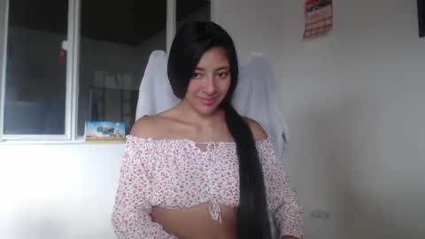 Snapshot of dulceisabellax chatting on 01.17.25 dulceisabellax online show from 01.17.25