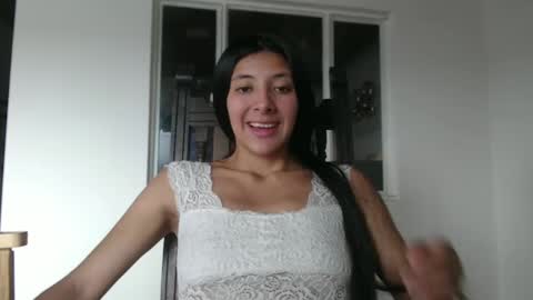 Snapshot of dulceisabellax chatting on 03.01.25 dulceisabellax online show from 03.01.25