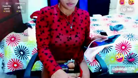 Snapshot of dulcemaria_ik chatting on 10.18.25 DULCE MARIA online show from 10.18.25