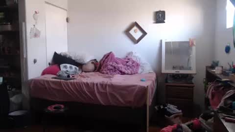 dumbgirl5150 online show from 02.26.26