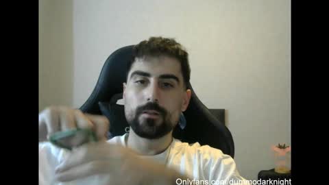 Snapshot of dummodarknight chatting on 10.05.25 The Dark Knight online show from 10.05.25