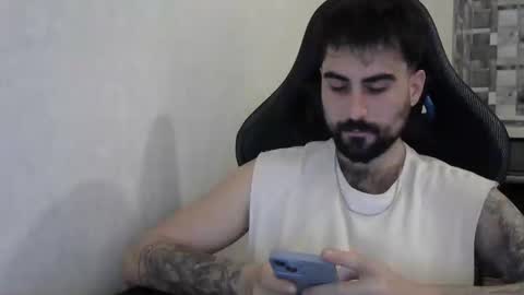 Snapshot of dummodarknight chatting on 10.22.25 The Dark Knight online show from 10.22.25