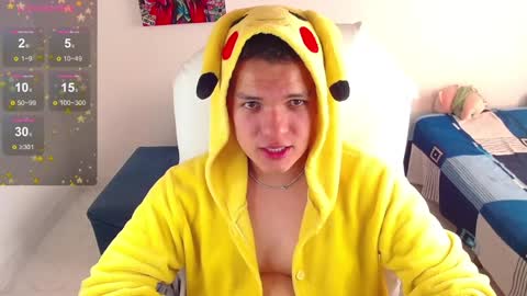 Snapshot of dunkan_kravitz chatting on 12.08.24 Dunkan Kravitz online show from 12.08.24