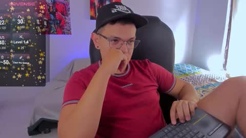 Snapshot of dunkan_kravitz chatting on 09.12.25 Dunkan Kravitz online show from 09.12.25