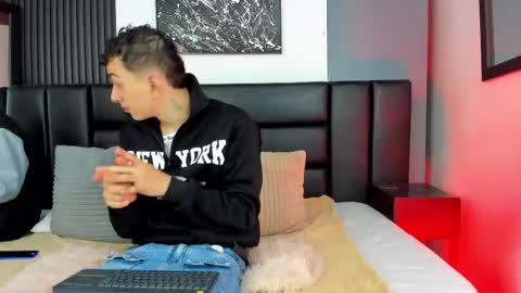 Thomas and Noah online show from 09.21.25