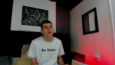 Thomas and Noah online show from 10.04.25