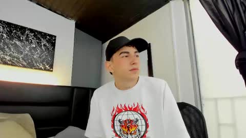 Thomas and Noah online show from 10.07.25