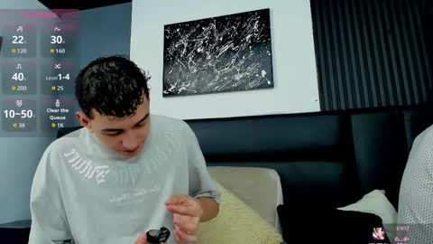 Thomas and Noah online show from 10.21.25