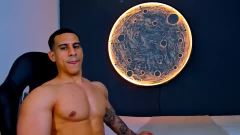 Snapshot of duran_dhikol1 chatting on 10.24.25 duran_dhikol1 online show from 10.24.25