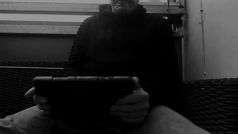 DuskyNerite online show from 09.18.25