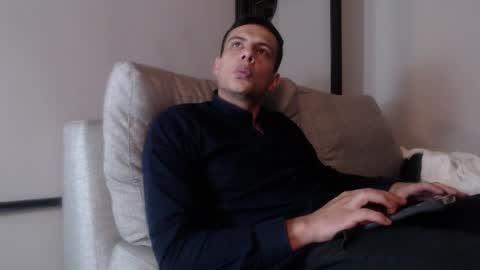 Snapshot of dustin_sonne chatting on 01.03.25 Dustin Sonne online show from 01.03.25