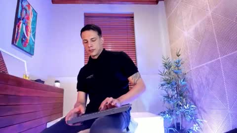 Dustin Sonne online show from 10.11.25