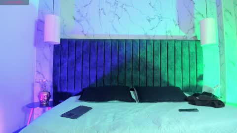 Snapshot of dustin_sonne chatting on 02.15.26 Dustin Sonne online show from 02.15.26