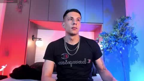 Snapshot of dustin_sonne chatting on 02.17.26 Dustin Sonne online show from 02.17.26