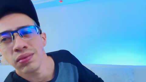 Dustin Dollin online show from 03.24.26
