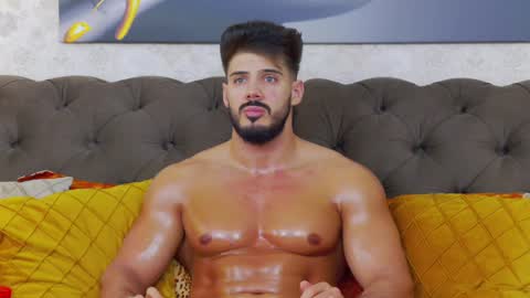 Dustin online show from 02.05.25