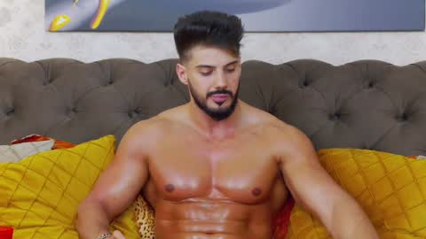 Dustin online show from 02.06.25