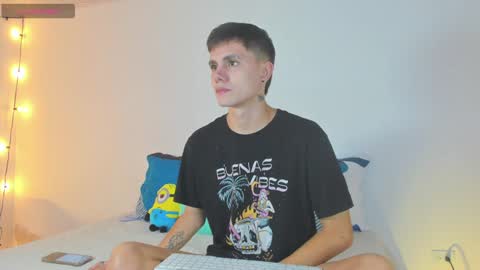 Snapshot of dustinlevine chatting on 01.10.25 Dustin Levy online show from 01.10.25