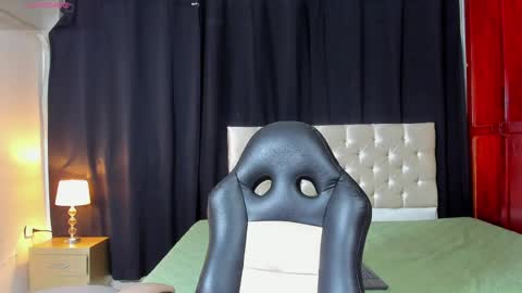 DUSTYN MICHELLE online show from 03.28.26