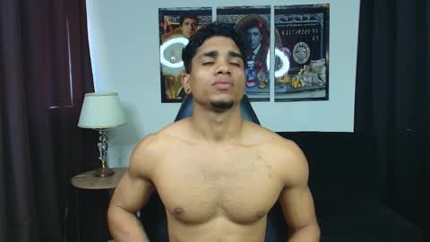 DUSTYN MICHELLE online show from 04.01.26