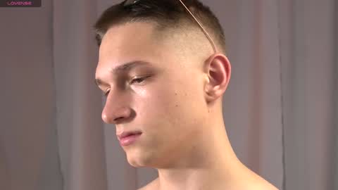 Dustyn online show from 12.15.24