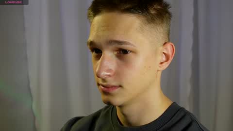 Dustyn online show from 12.21.24