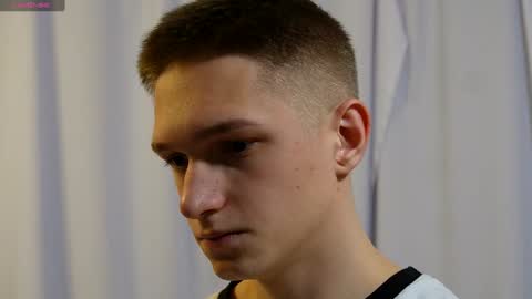 Dustyn online show from 12.24.24