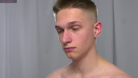 Dustyn online show from 01.11.25