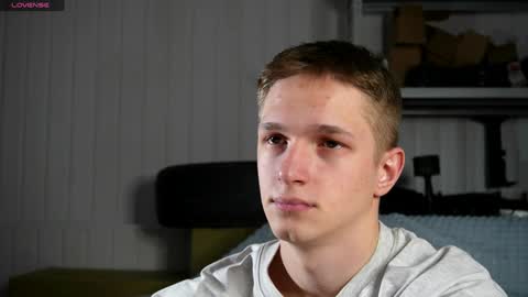 Dustyn online show from 02.06.25