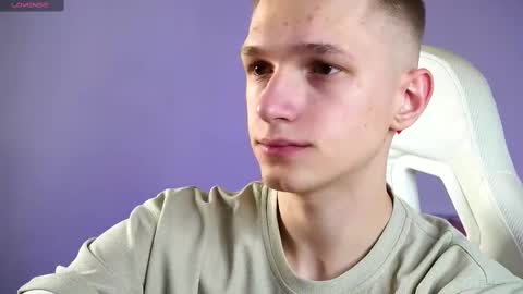 Dustyn online show from 03.06.25