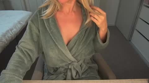 Ambertje040 online show from 12.05.25