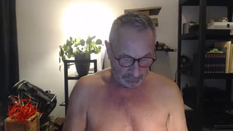 DutchPear online show from 02.22.25