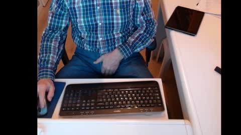Snapshot of dutchpornking2 chatting on 12.30.24 dutchpornking2 online show from 12.30.24
