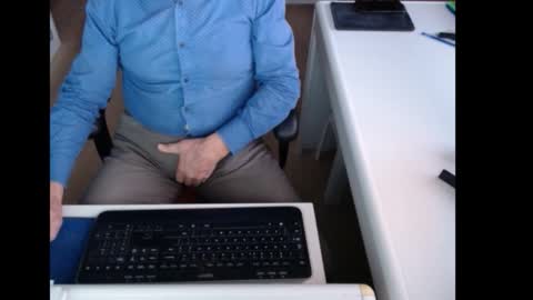 dutchpornking2 online show from 11.27.25