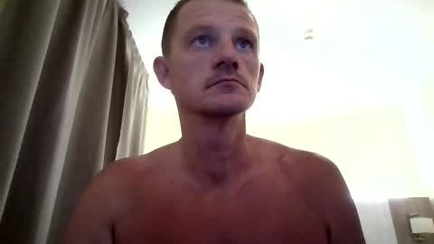 Snapshot of dutchwanker123 chatting on 01.12.25 dutchwanker123 online show from 01.12.25