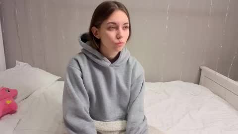 Snapshot of dutifulandwet chatting on 03.01.26 Noah online show from 03.01.26