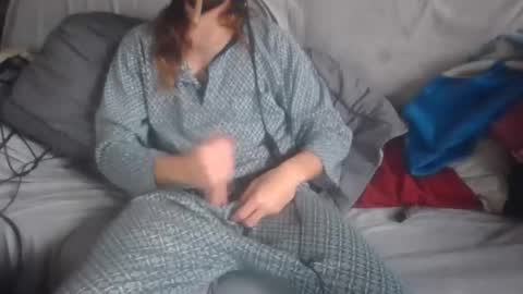 Snapshot of dv3nd3 chatting on 12.02.25 dv3nd3 online show from 12.02.25