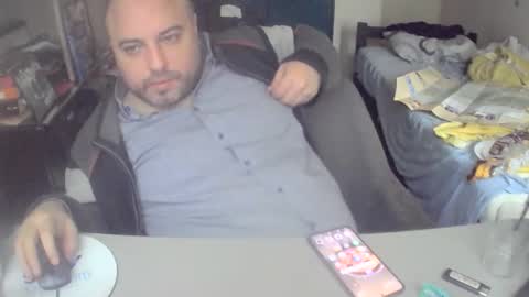 Snapshot of dwizziz chatting on 02.13.26 Ivan online show from 02.13.26