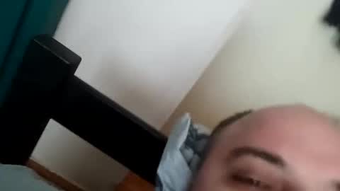 Snapshot of dwizziz chatting on 03.10.26 Ivan online show from 03.10.26